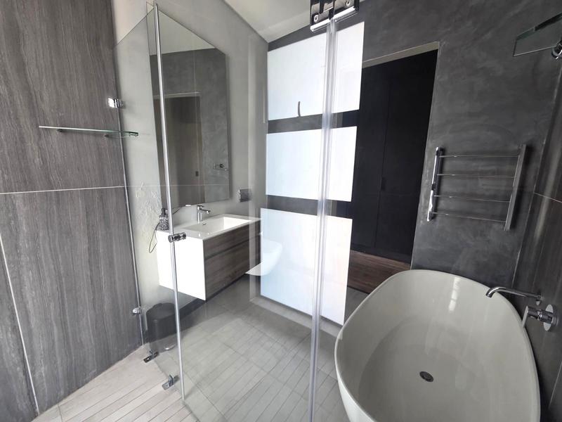 5 Bedroom Property for Sale in The Islands Estates North West